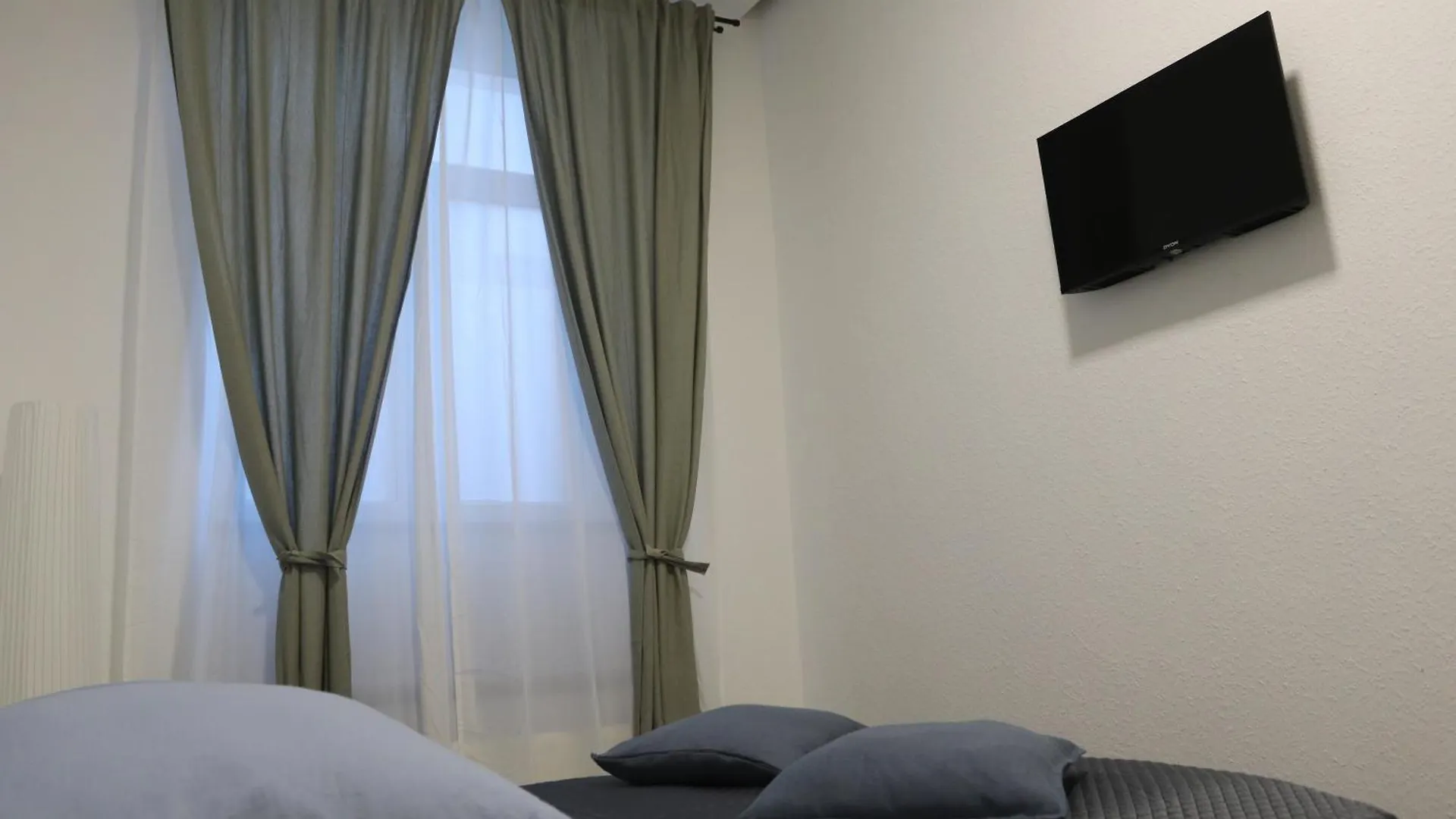 Berliner Str 139 Apartman Köln 0*,  Németország