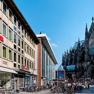 2* Otel Ibis Am Dom