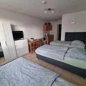 Workers-sleep-station Apartament