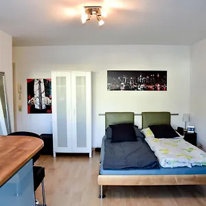 Mit Grossem Balkon Im Belgischen Viertel Köln